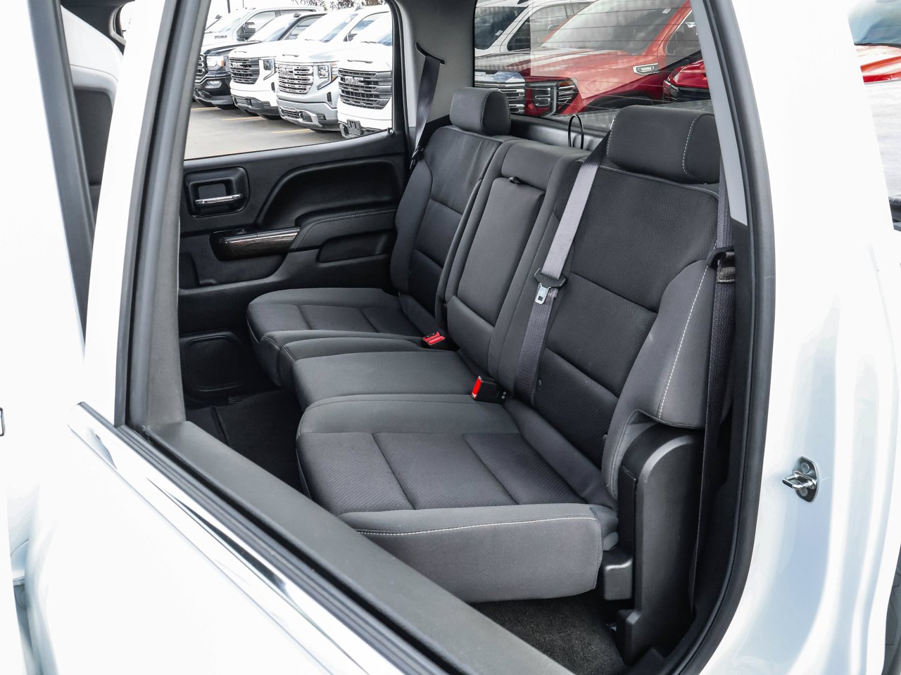 2016 GMC Sierra 1500 4WD Crew Cab 143.5 SLE White Sherwood Park - photo #15