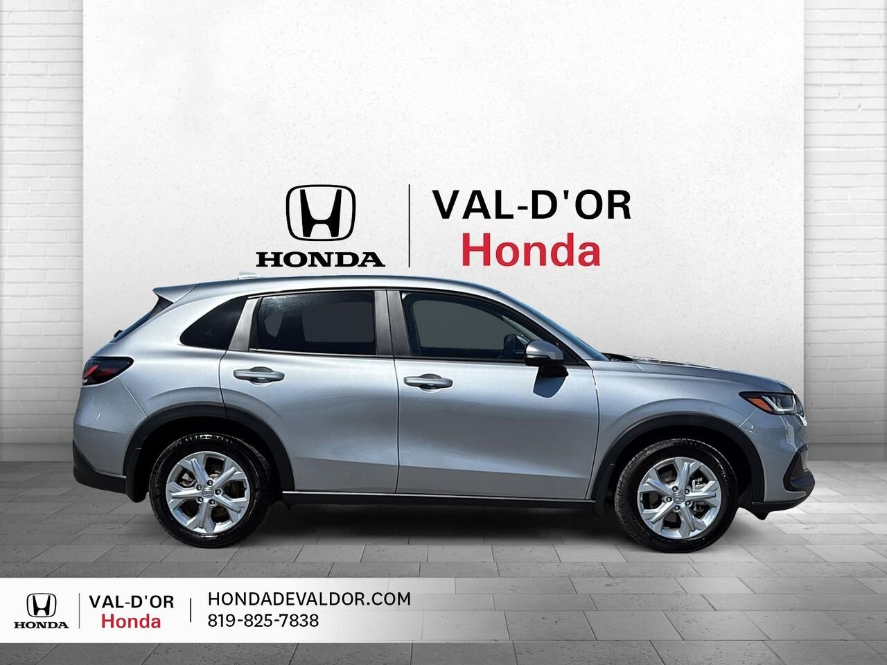 2025 Honda HR-V LX AWD Silver Val-d'Or - photo #4