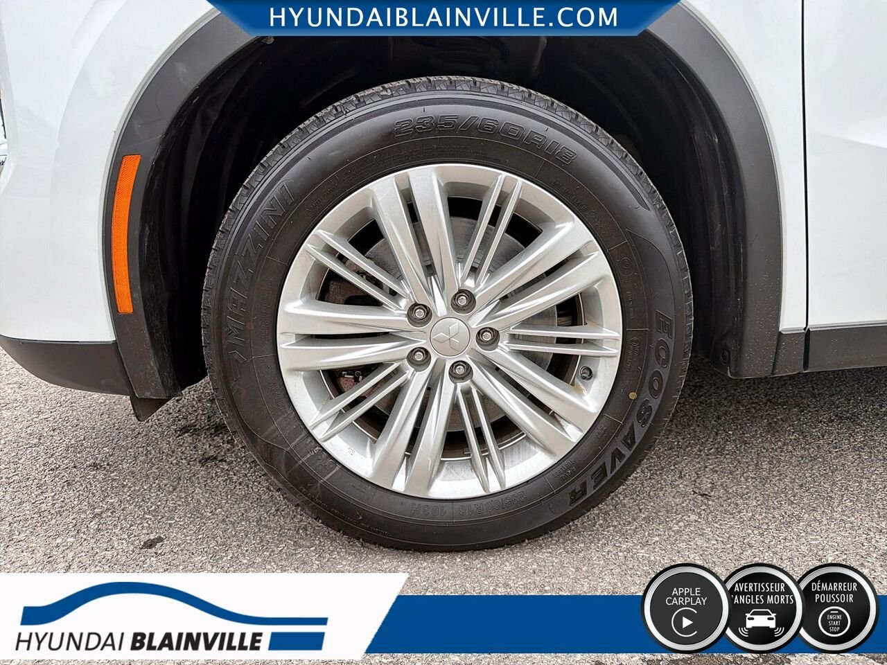 2022 Mitsubishi Outlander White Blainville - photo #7