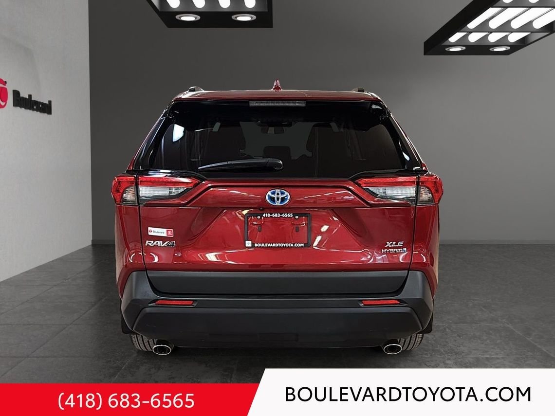 Toyota RAV4 99166A-80 | XLE HYBRIDE, AWD 2024 Rouge rubis nacré Québec - photo #4