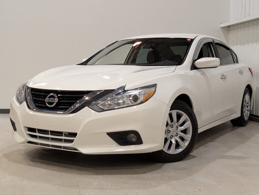 2018 Nissan Altima 2018 White