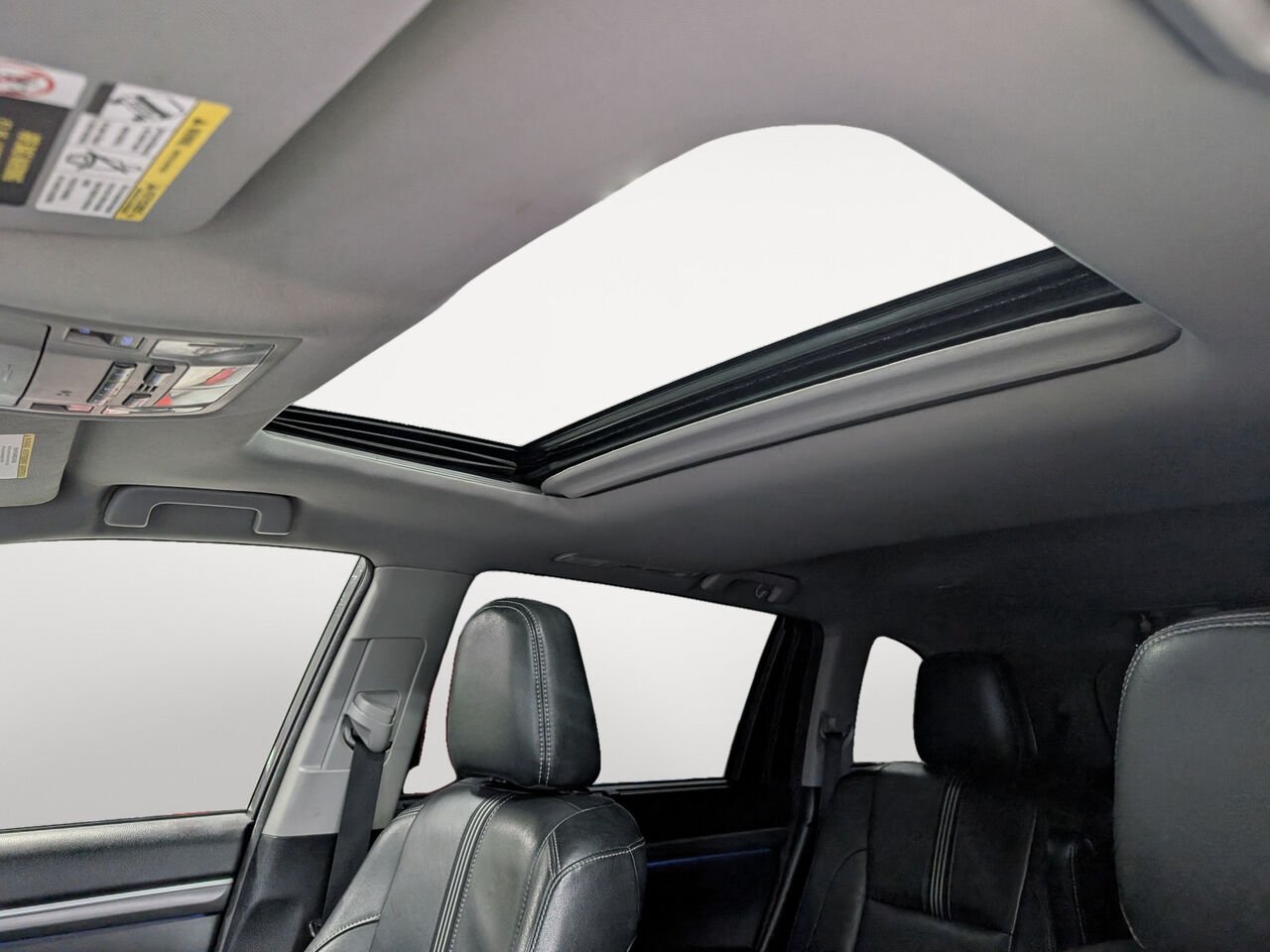 Toyota Highlander XLE/AWD/SIÈGES CHAUFFANTS/BLUETOOTH/AC BIZONE/TOIT OUVRANT 2018 Gris aurore mica Sherbrooke - photo #23