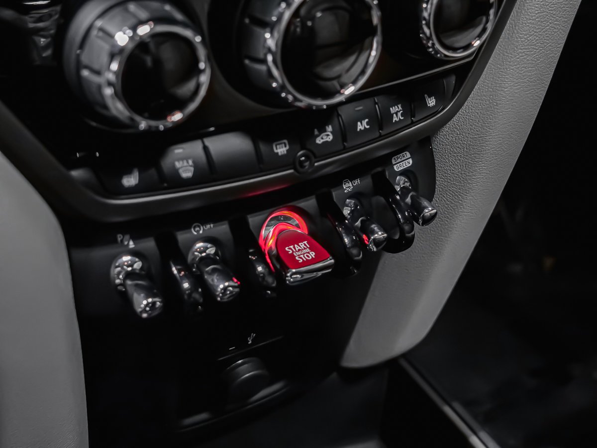 MINI Countryman John Cooper Works 2023 Bleu Montréal - photo #12