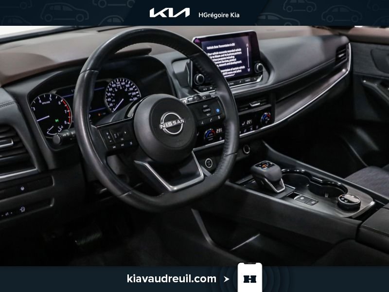2023 Nissan Rogue Beige Laval - photo #9