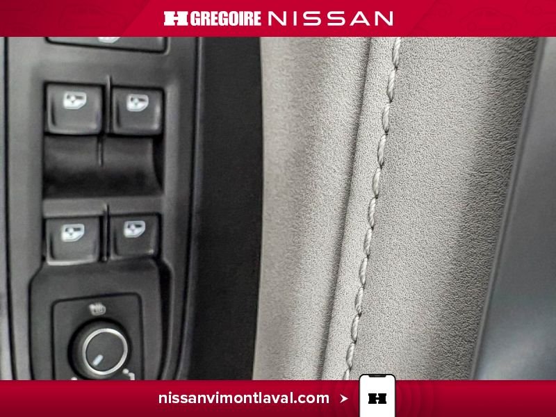 2025 Volkswagen Taos Grey Laval - photo #16