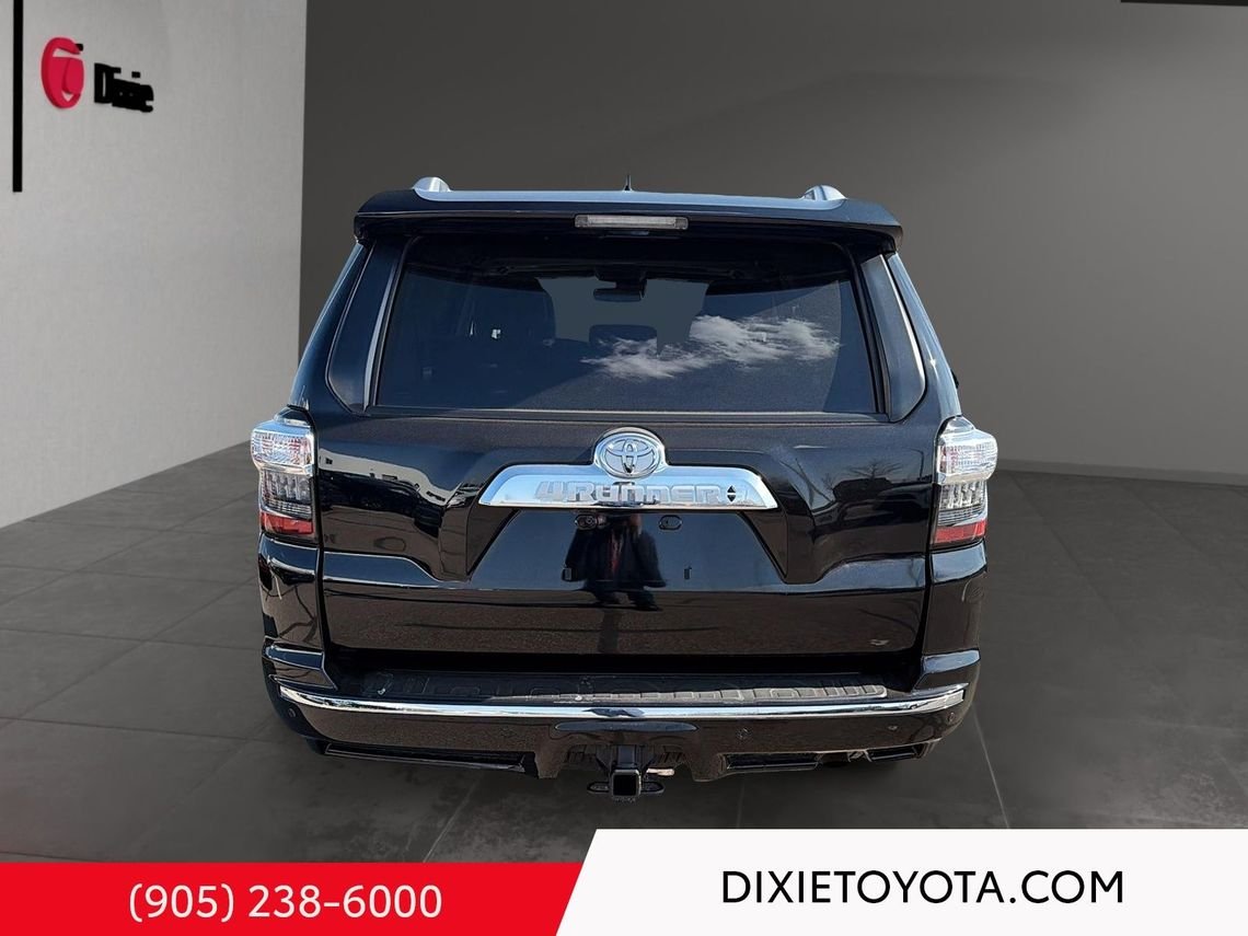 2021 Toyota 4Runner Power Sunroof, Leather Interior, Heated Seats, Alloy Wheels, Heated Steering Wheel, Running Boards, Bluetooth Midnight Black Metallic Mississauga - photo #7