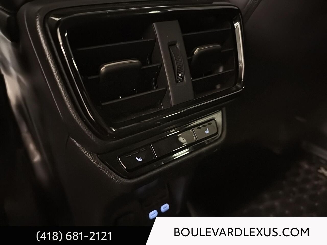 Lexus NX 19358A 2024 Noir Québec - photo #16