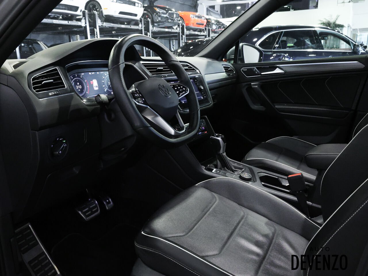 2023 Volkswagen Tiguan Silver Saint-Eustache - photo #13