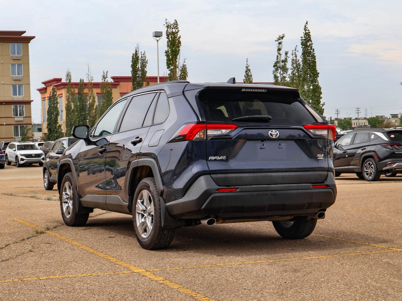 2024 Toyota RAV4 XLE AWD Blue Sherwood Park - photo #5