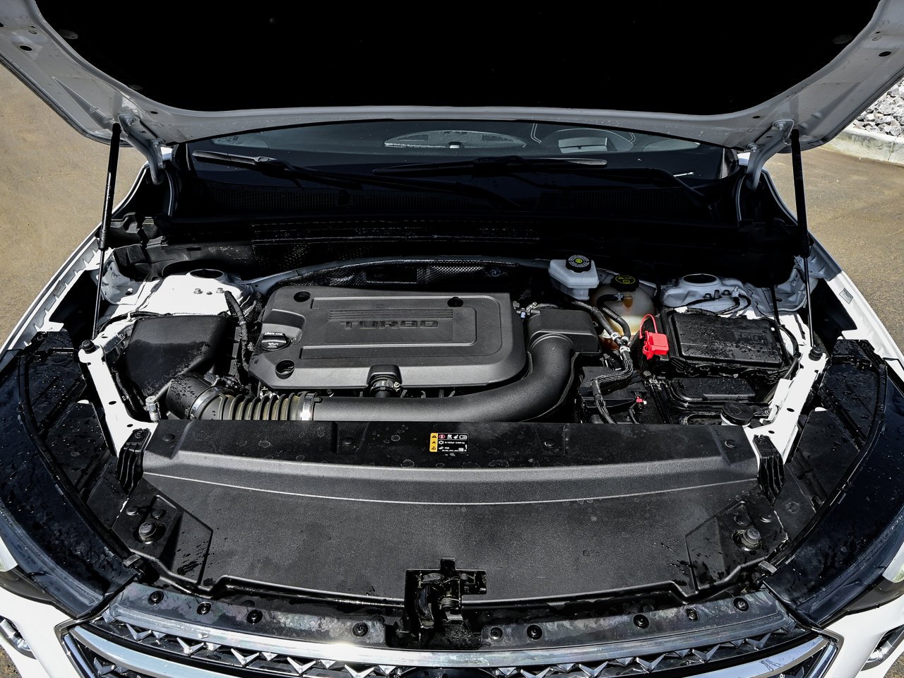 2022 Buick Envision AWD 4dr Avenir White Sherwood Park - photo #7