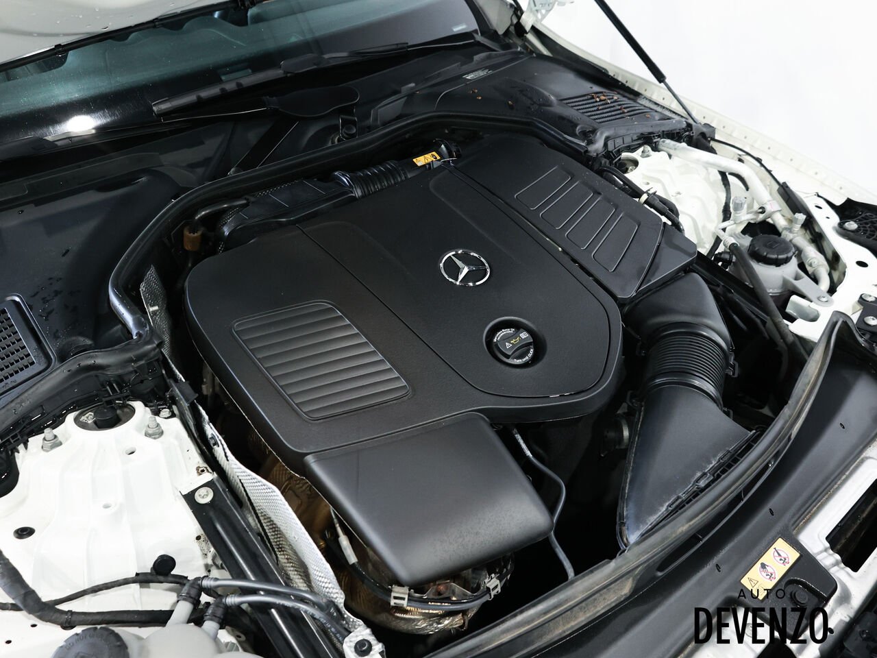 Mercedes-Benz Classe-C 2023 Blanc Saint-Eustache - photo #18