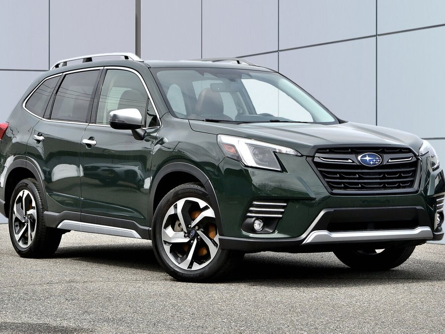 2022 Subaru Forester Premier CVT Green