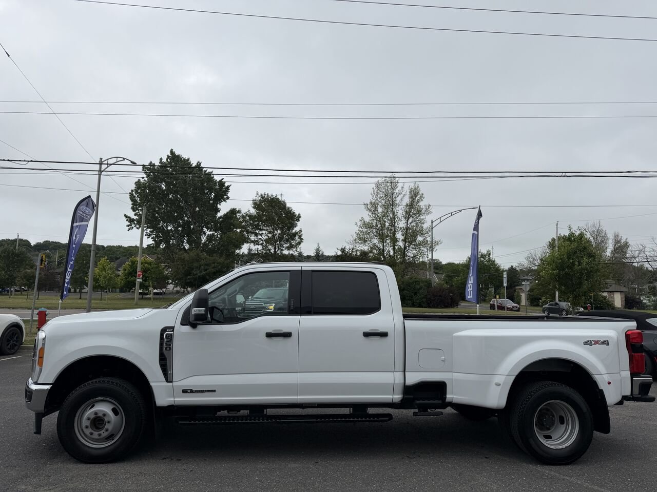 2023 Ford F350 SUPER DUTY White Montmagny - photo #4