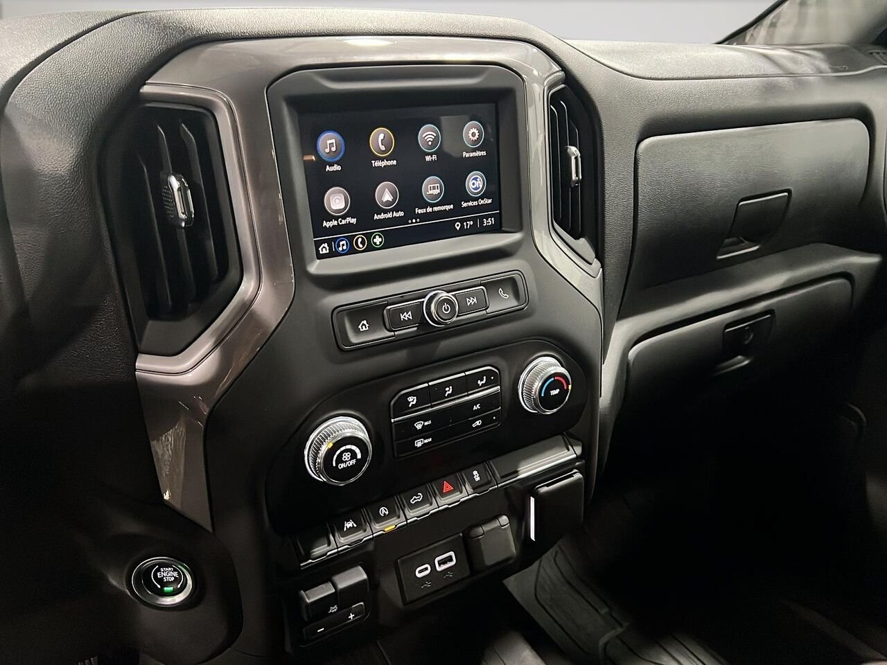 GMC Sierra 1500 2024 Blanc Québec - photo #18