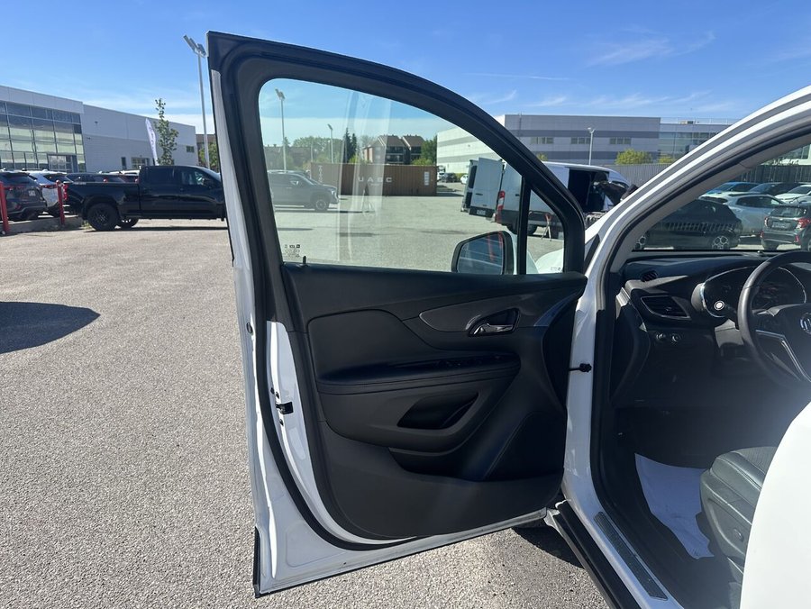 2020 BUICK ENCORE PREFERRED 2020 White