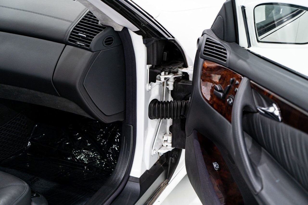 2001 Mercedes-Benz CL600 V12 over $120,000 original MSRP White Montreal - photo #64