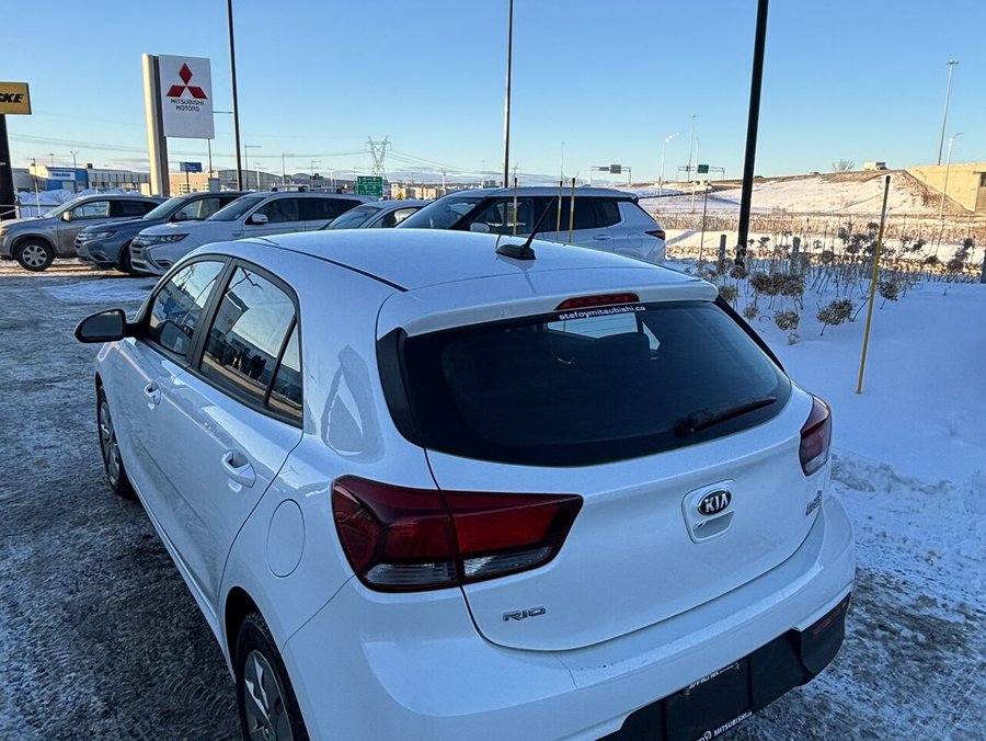 Kia Rio LX+, VOLANT CHAUFFANT, SIÈGES CHAUFFANTS,CRUISE CONTROL, CAMÉRA DE RECUL, JAMAIS ACCIDENTÉ. 2018 Blanc