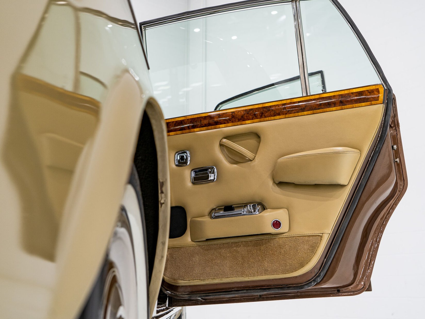 Rolls Royce Silver Shadow Project car **PRIX EN USD** 1974 Brun Montréal - photo #67