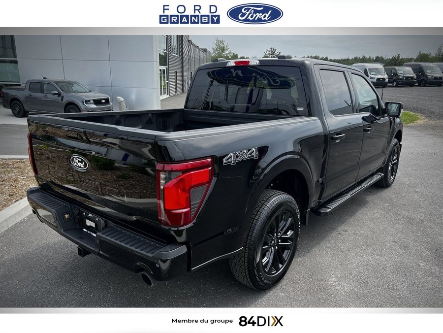 Ford F-150 XLT cabine SuperCrew 4RM caisse de 5,5 pi 2025 Noir
