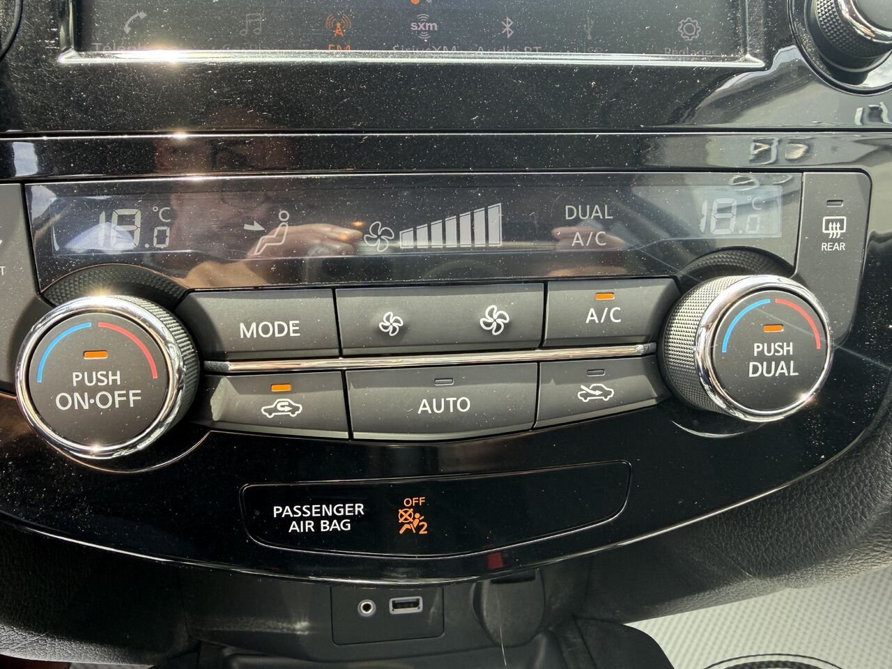 2019 Nissan Rogue Black Lac Mégantic - photo #16