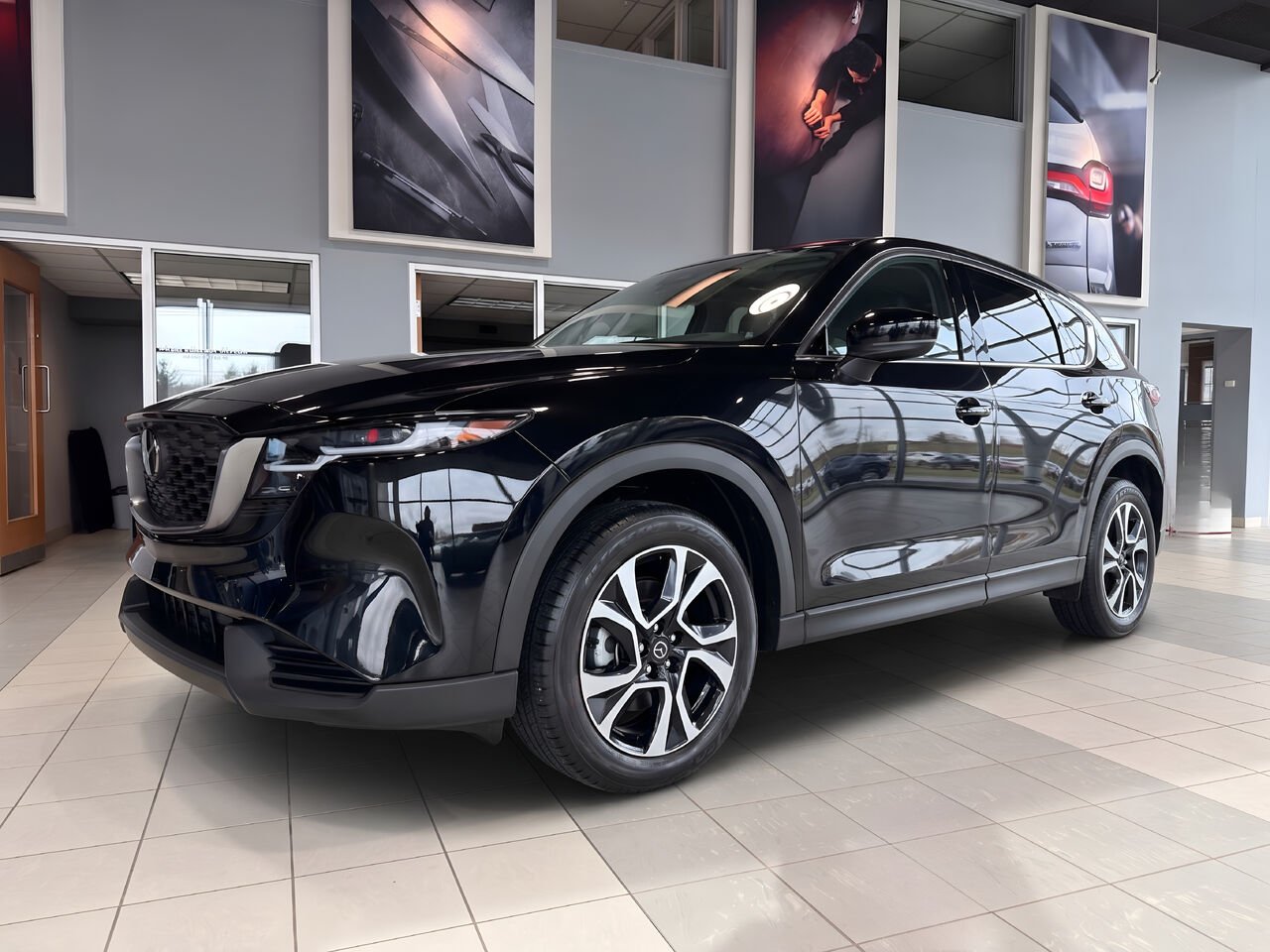 2026 MAZDA CX-5 Jet Black Mica Notre-Dame-des-Prairies - photo #0