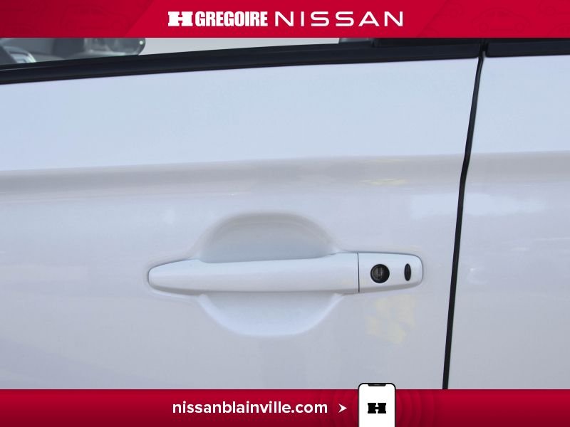 Mitsubishi Outlander 2018 Blanc Laval - photo #27
