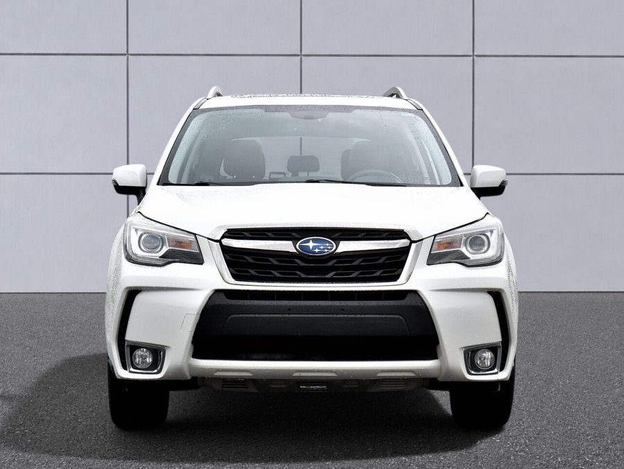 Subaru Forester 2.0XT groupe Limited familiale 5 portes CVT 2017 Blanc