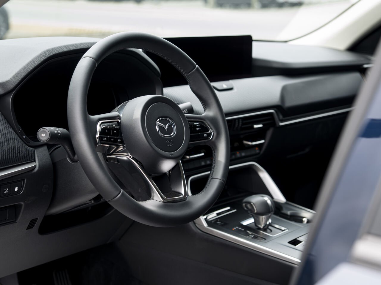 2026 MAZDA CX-70 PHEV Deep Crystal Blue Mica Val-d'Or - photo #6