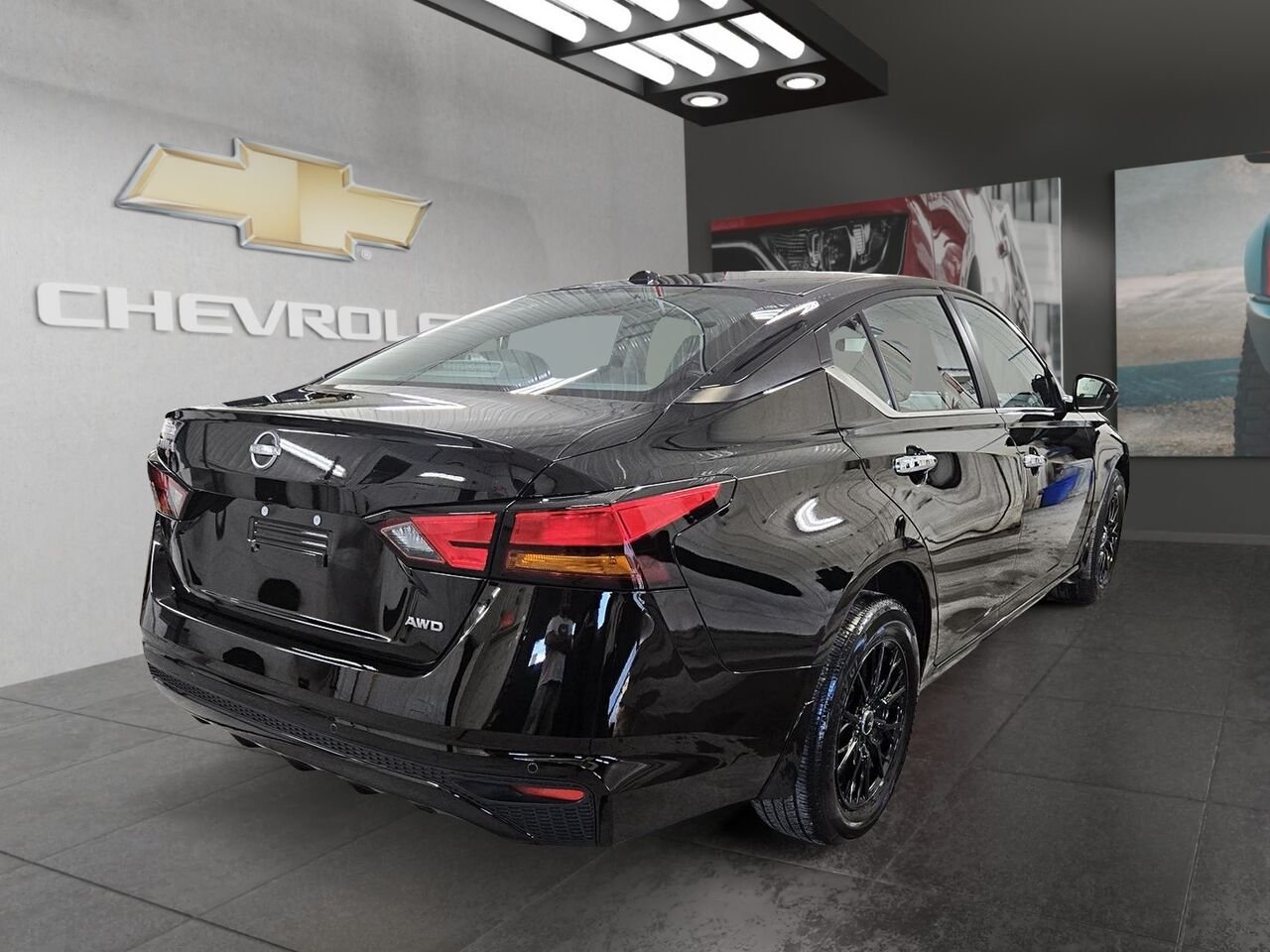 2023 Nissan Altima S AWD Black Saint-Hyacinthe - photo #4