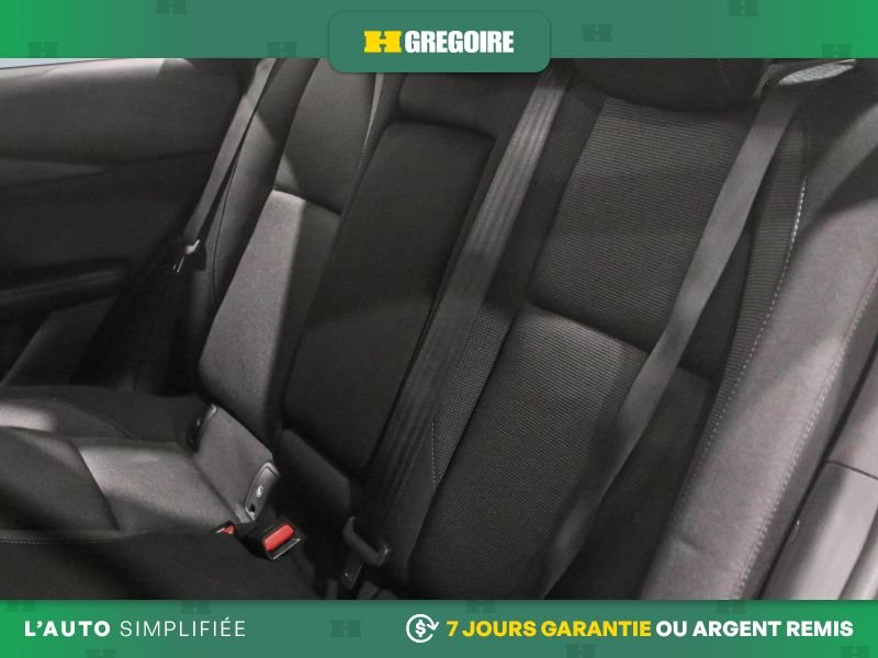 2024 Mazda CX-30 White Laval - photo #26