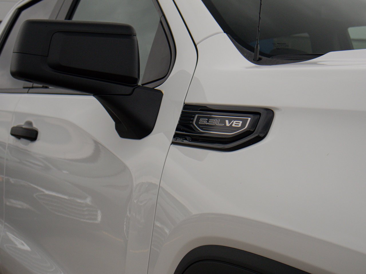 2024 GMC Sierra 1500 4WD Crew Cab 147 Pro White Sherwood Park - photo #15
