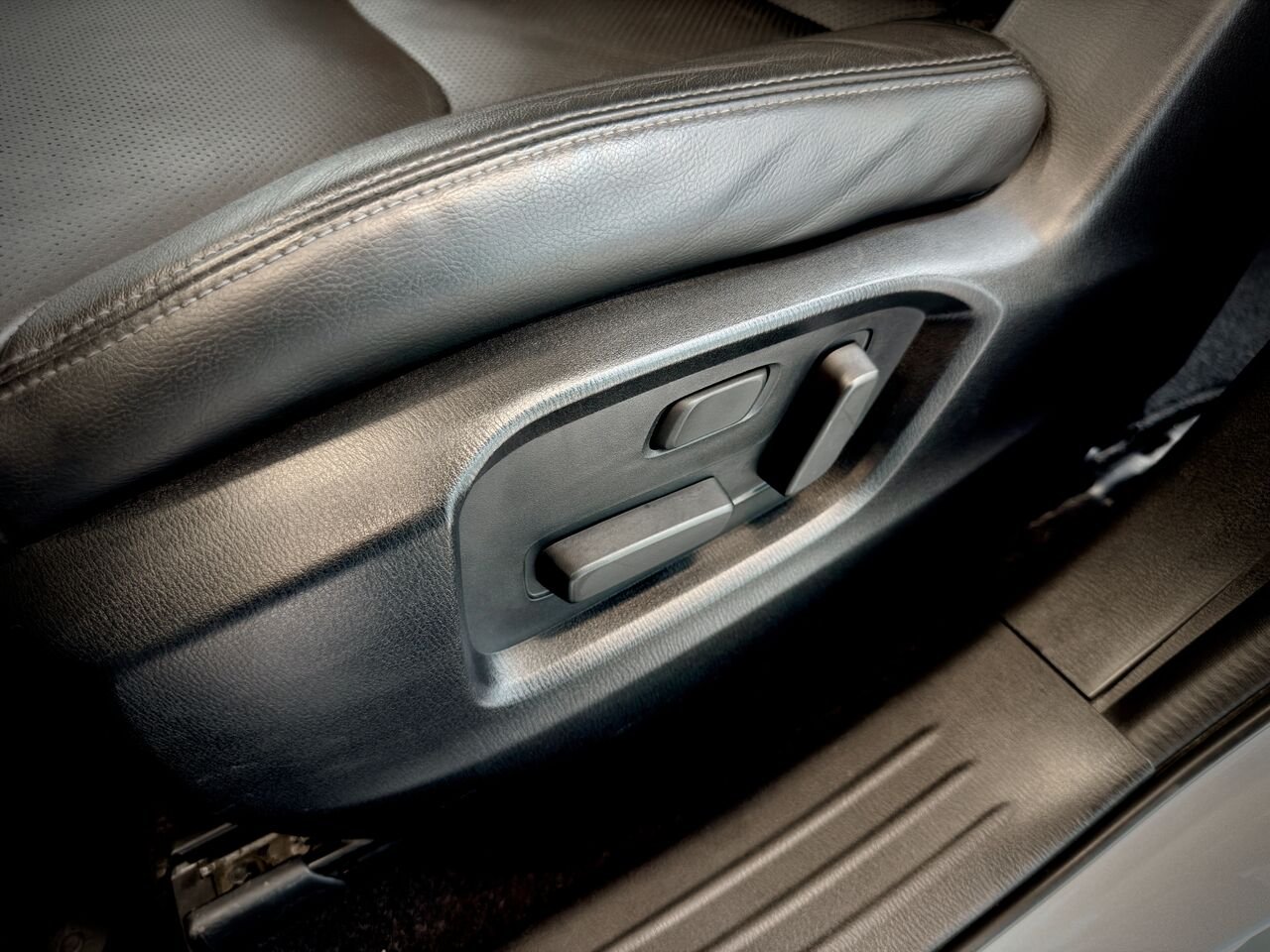 2022 Mazda CX-9 Grey Notre-Dame-des-Prairies - photo #23