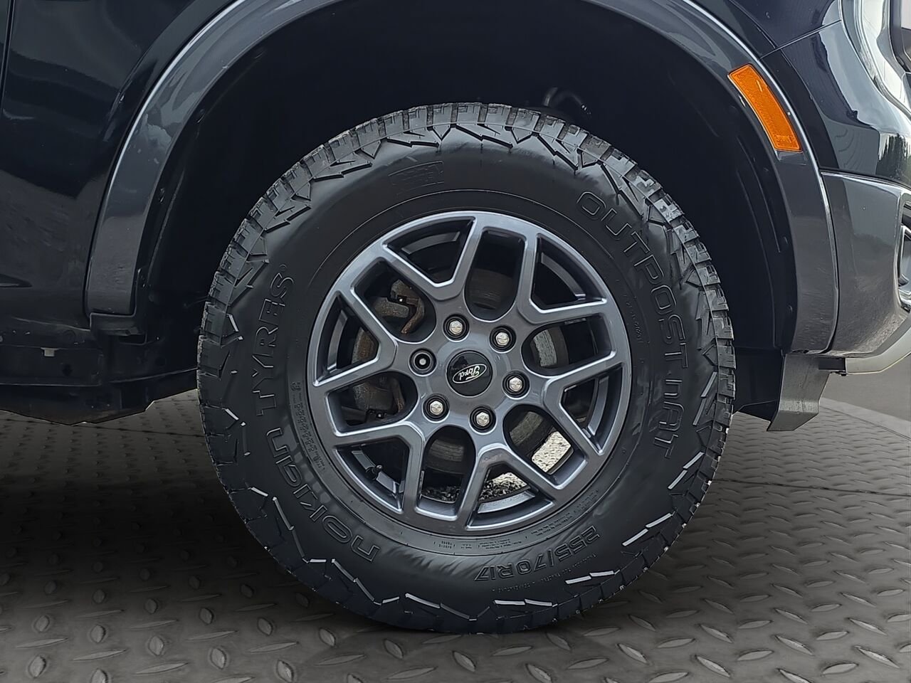 Ford Ranger XLT cabine SuperCrew 4RM caisse de 5 pi 2024 Noir Val-David - photo #24