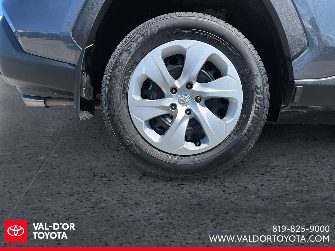 Toyota RAV4 LE TI 2025 Gris Val-d'Or - photo #5