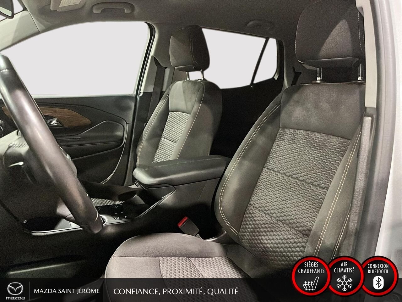 2020 GMC Terrain SLE | BLACK EDITION | AWD | 2.0L Silver Saint-Jérôme - photo #17