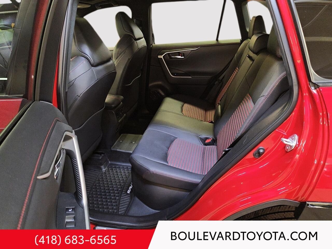 2021 Toyota RAV4 Prime 99740A-189 | XSE, AWD Red Québec - photo #21