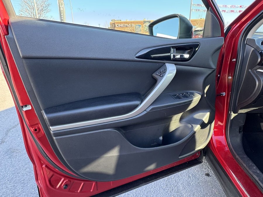 2023 MITSUBISHI ECLIPSE CROSS LE/RALLIART 2023 Red