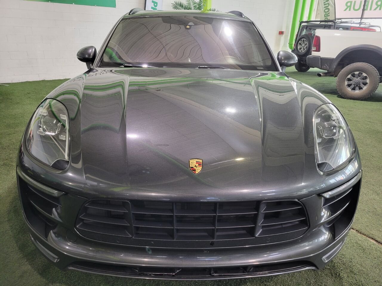 2018 Porsche Macan Black  - photo #8