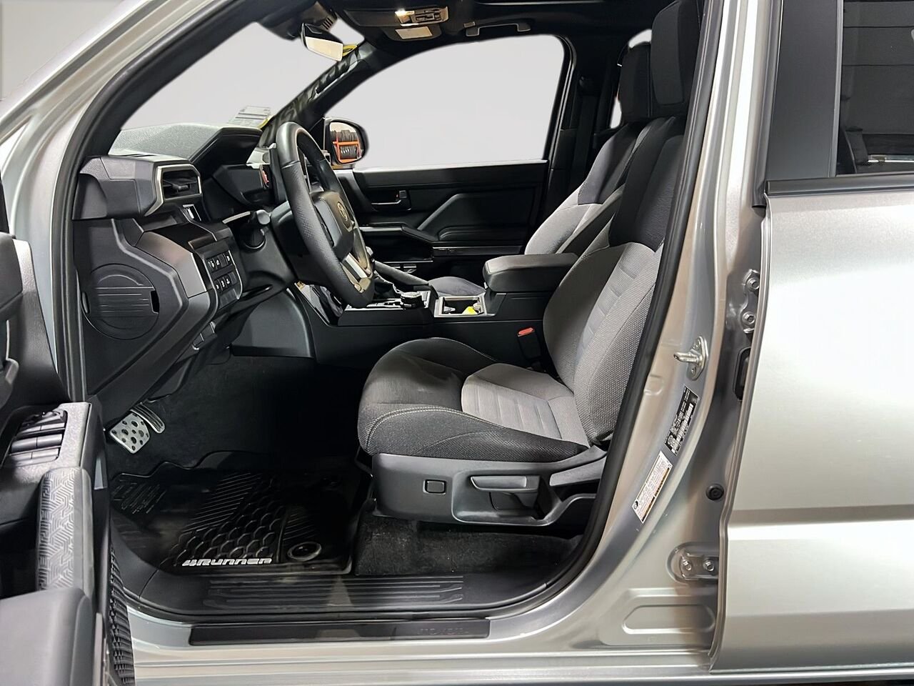 Toyota 4Runner TRD SPORT 2025 Gris Québec - photo #8