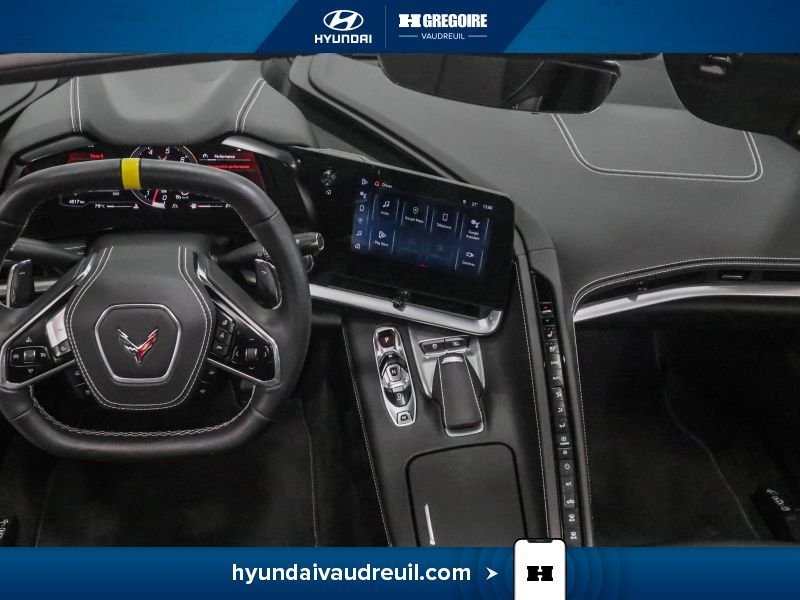 Chevrolet Corvette 2025 Noir Laval - photo #23