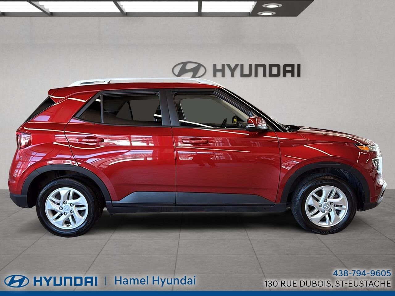 Hyundai Venue 2023 Rouge Saint-Eustache - photo #1