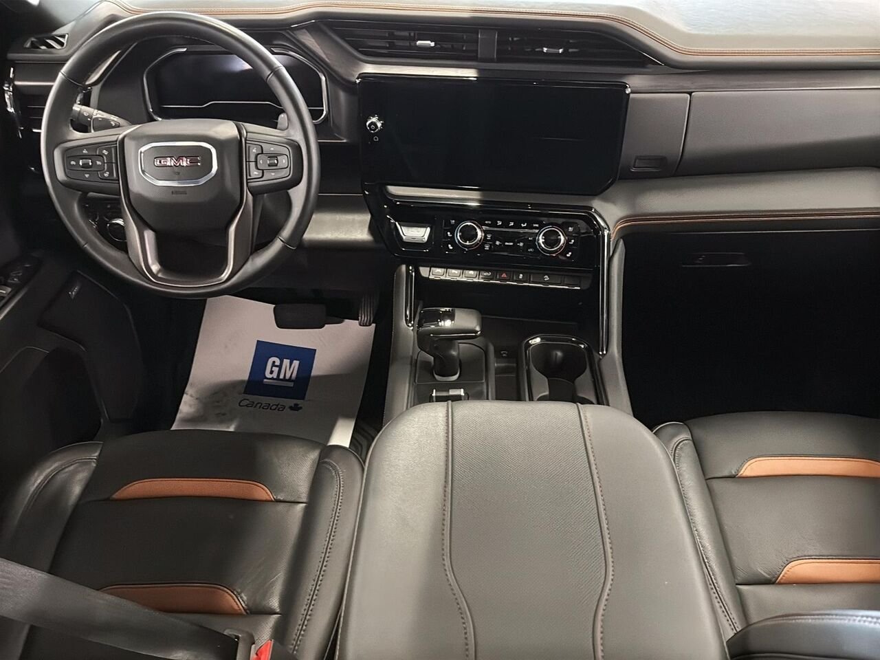 GMC Sierra 1500 AT4 cabine multiplace 4RM 157 po 2025 Gris Saint-Hyacinthe - photo #8