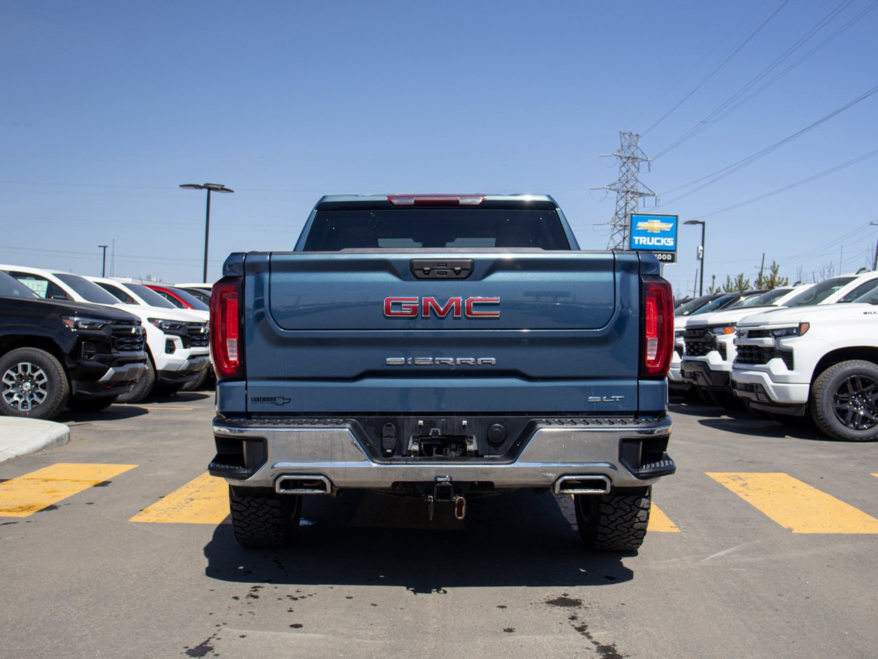 2024 GMC Sierra 1500 4WD Crew Cab 147 SLT Grey Sherwood Park - photo #8