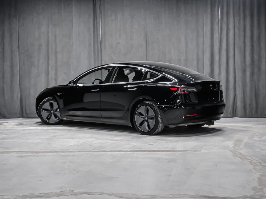 2018 Tesla MODEL 3 2 ENSEMBLE DE PNEU SIÈGES CHAUFFANTS Black