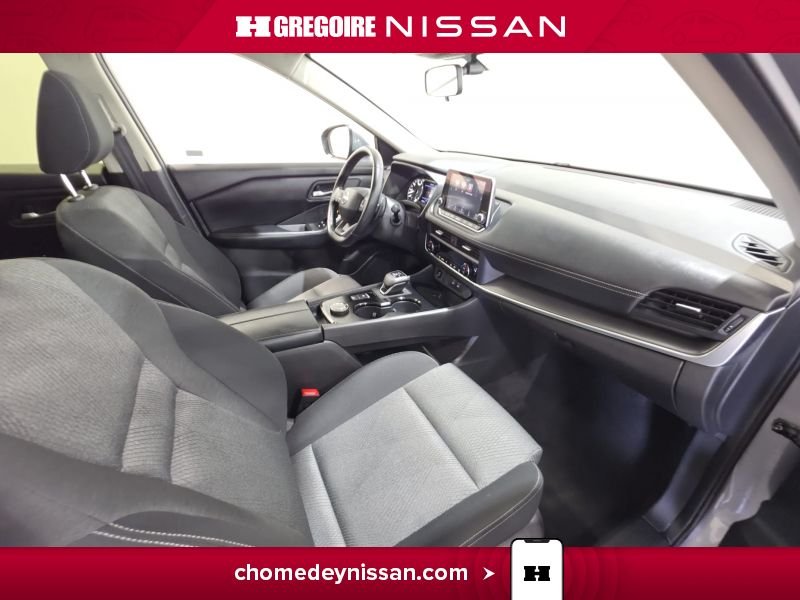 2025 Nissan Rogue Grey Laval - photo #12