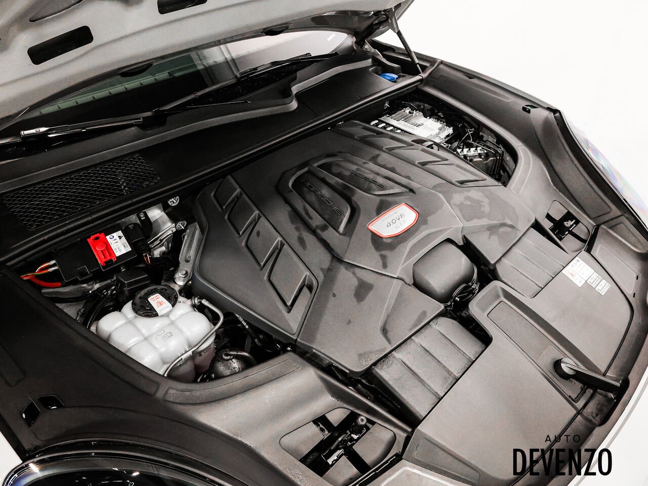 2022 Porsche Cayenne Grey Saint-Eustache - photo #19