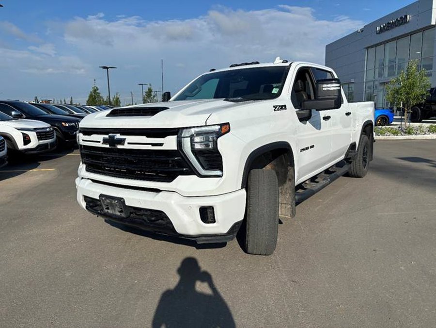 2024 Chevrolet Silverado 2500HD 2024 White