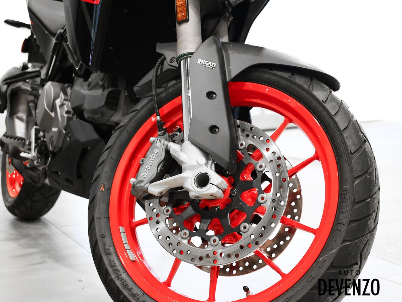 2024 Ducati Multistrada Black Saint-Eustache - photo #2