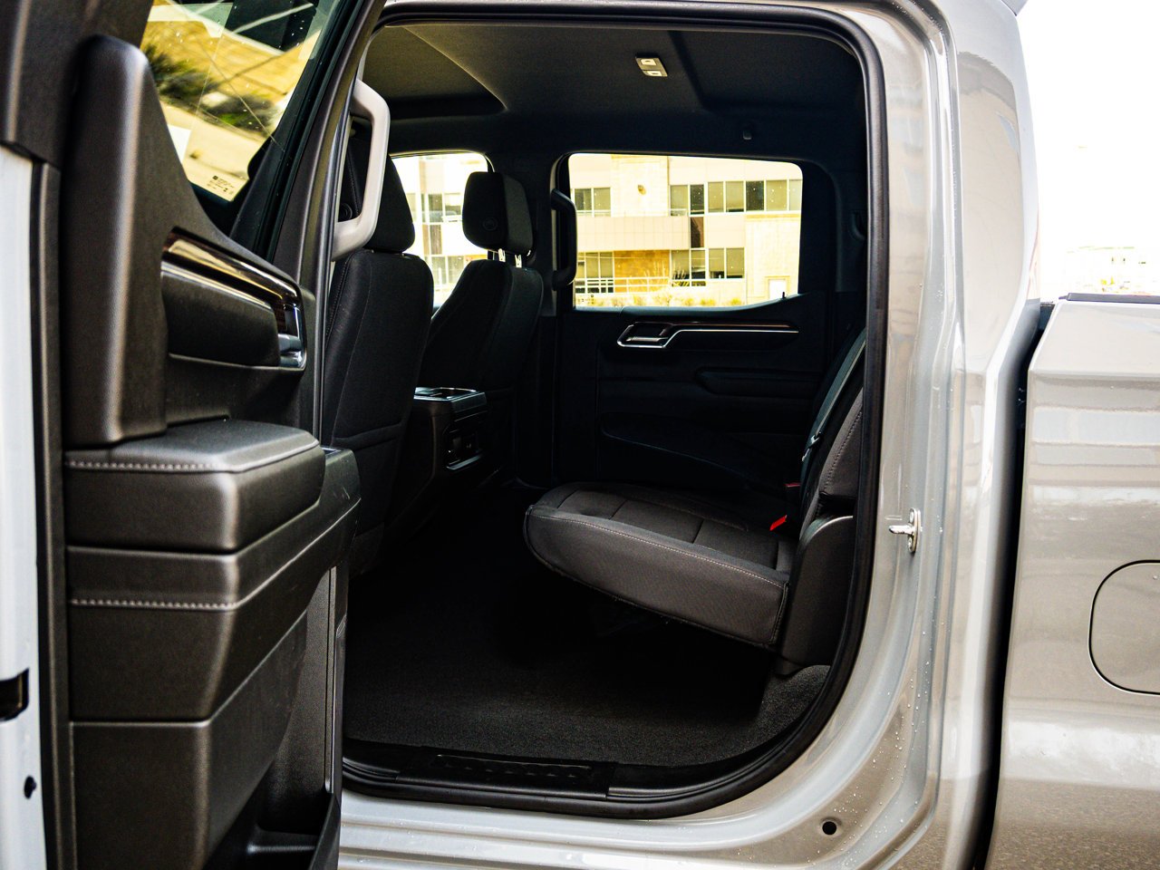 2024 Chevrolet Silverado 1500 4WD Crew Cab 147 RST Grey Sherwood Park - photo #28