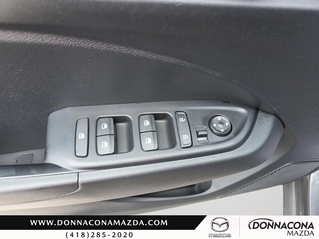 Hyundai Venue 2023 Gris Donnacona - photo #12